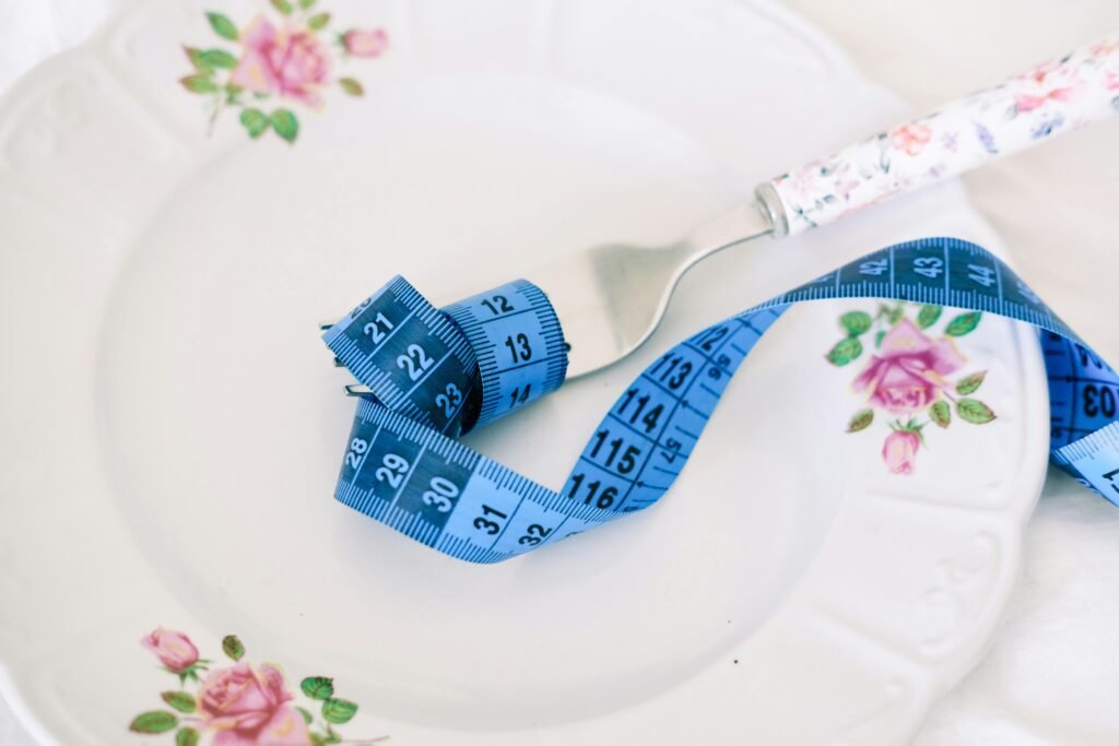 Portion-controlled diet plate – best time to eat for better health